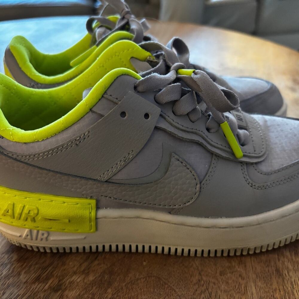 Barely worn Air Force max grey and neon yellow/green! Size 6 women’s!
